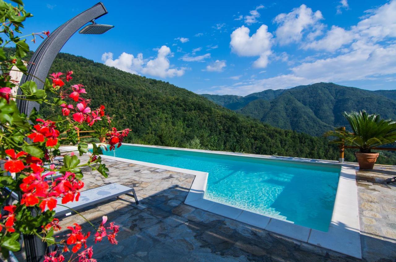 Vila Agriturismo Casa Turchetti Comano  Exteriér fotografie